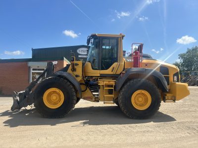 v-parts sales & hire